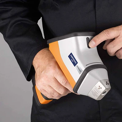 日立 HITACHI X-MET8000 手持式 X 射线荧光 (XRF) 光谱仪 · 4